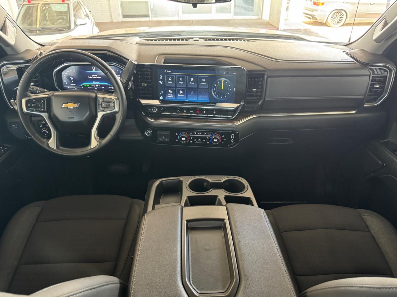 Chevrolet Silverado 1500 4WD Crew Cab 147" LT 2024