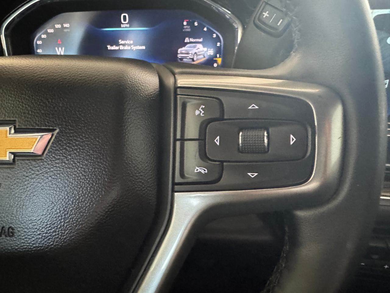 Chevrolet Silverado 1500 4WD Crew Cab 147" LT 2024