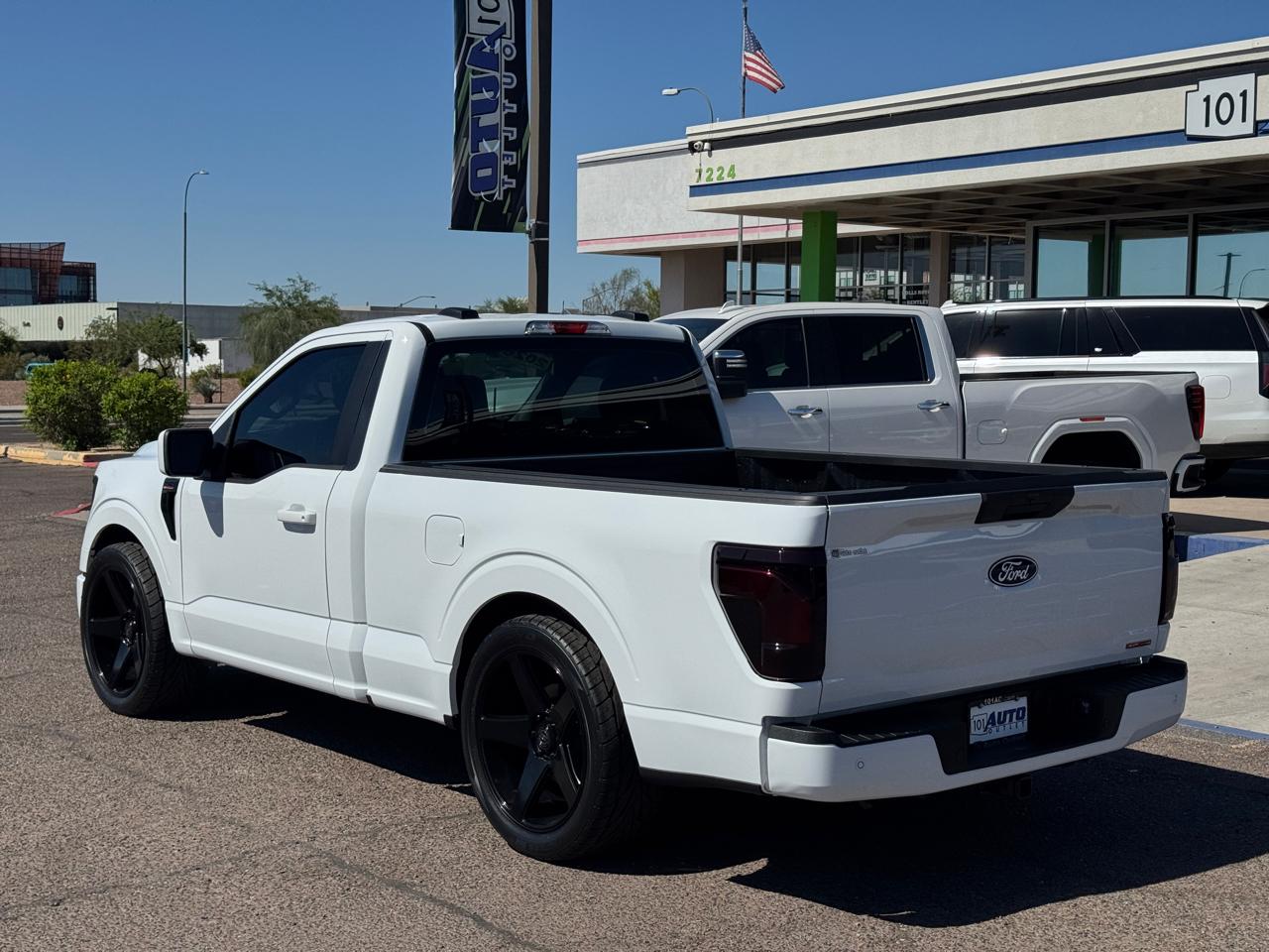 Ford F-150 XL 2WD Reg Cab 6.5' Box 2026