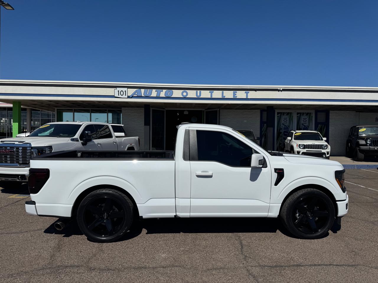 Ford F-150 XL 2WD Reg Cab 6.5' Box 2026