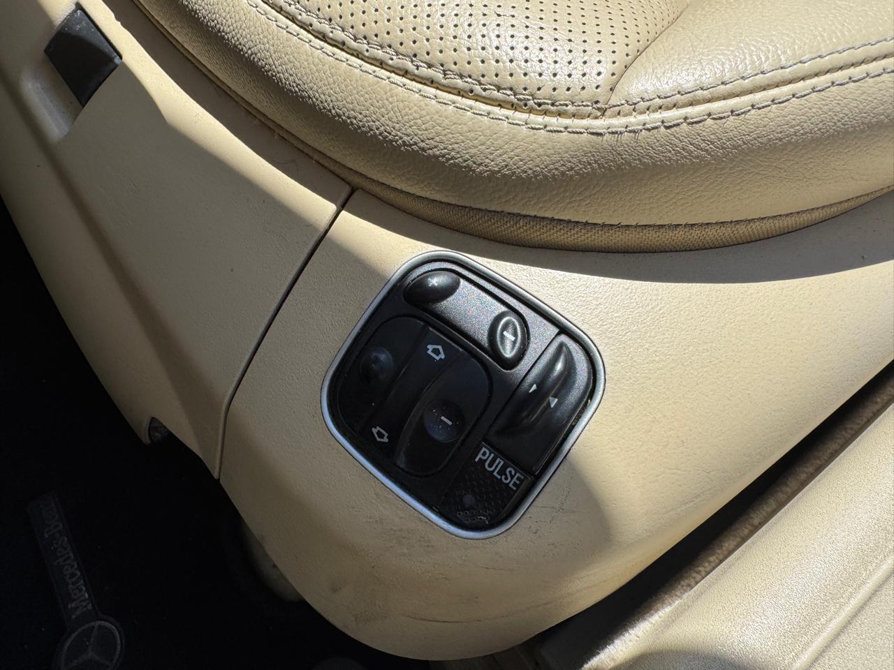 Mercedes-Benz SL-Class 2dr Roadster 5.0L 2003