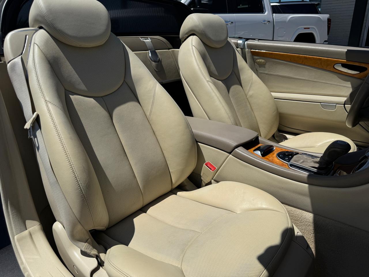 Mercedes-Benz SL-Class 2dr Roadster 5.0L 2003