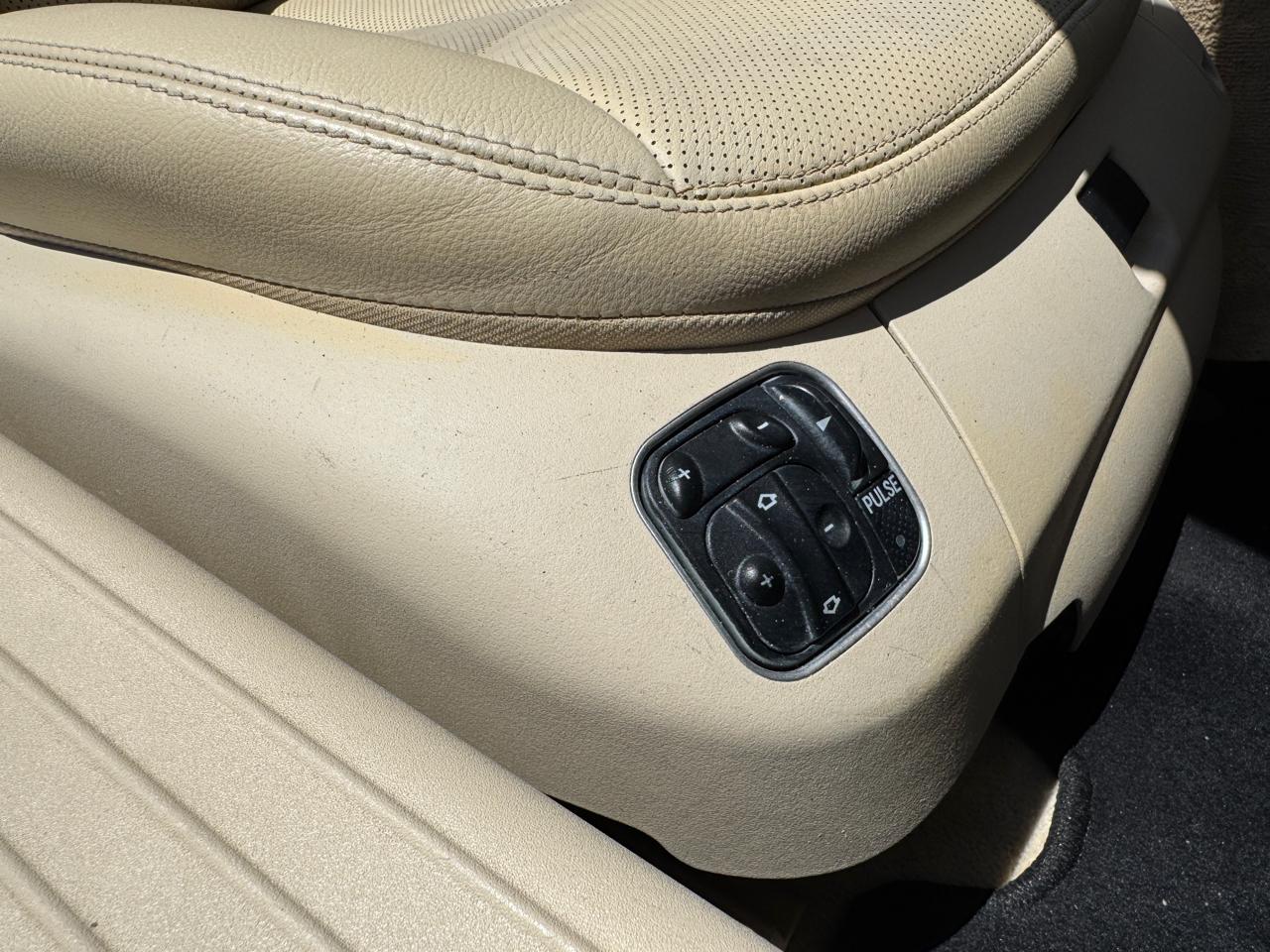 Mercedes-Benz SL-Class 2dr Roadster 5.0L 2003