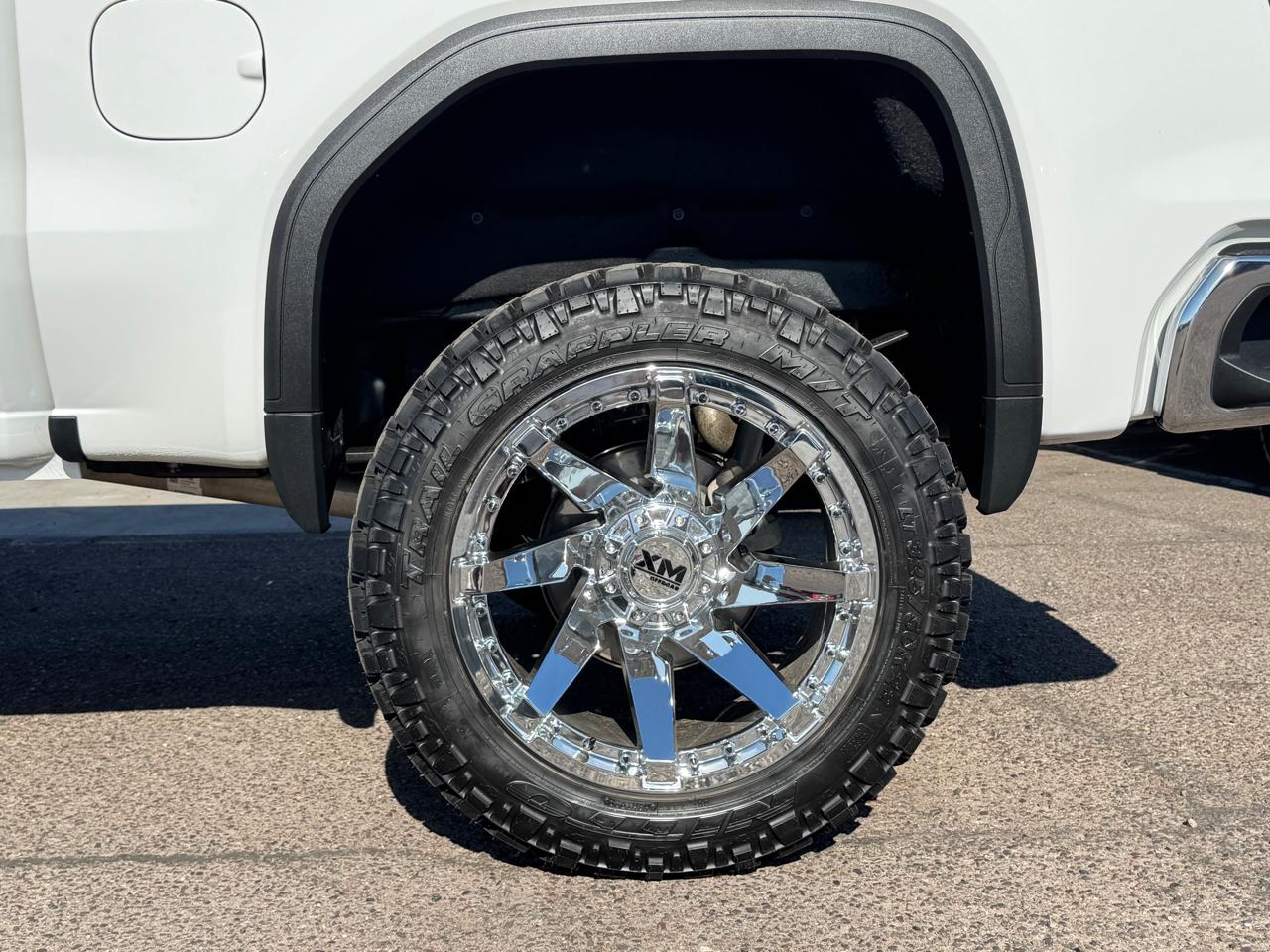 GMC Sierra 1500 4WD Crew Cab 147" SLE 2023