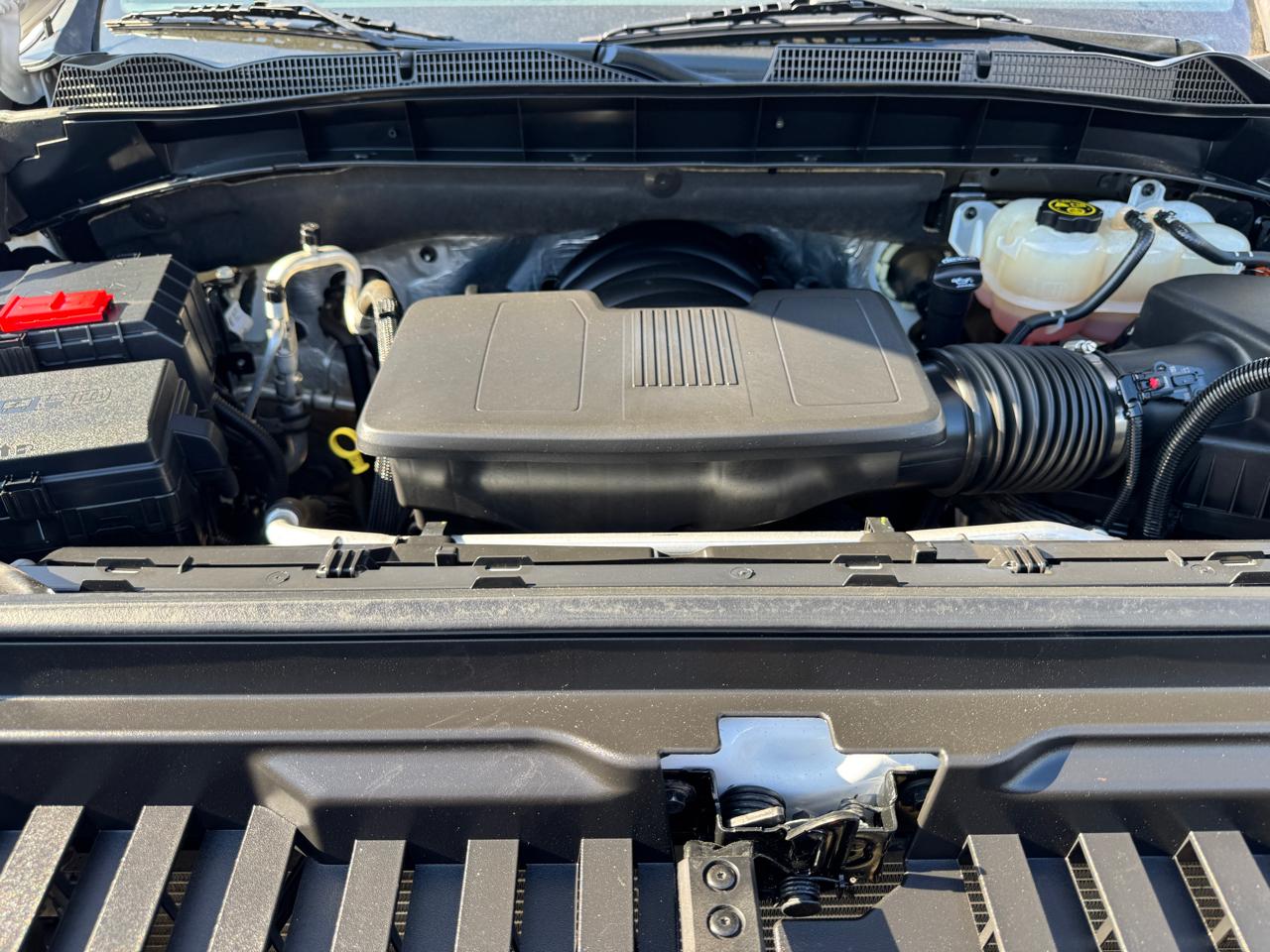 GMC Sierra 1500 4WD Crew Cab 147" SLE 2023