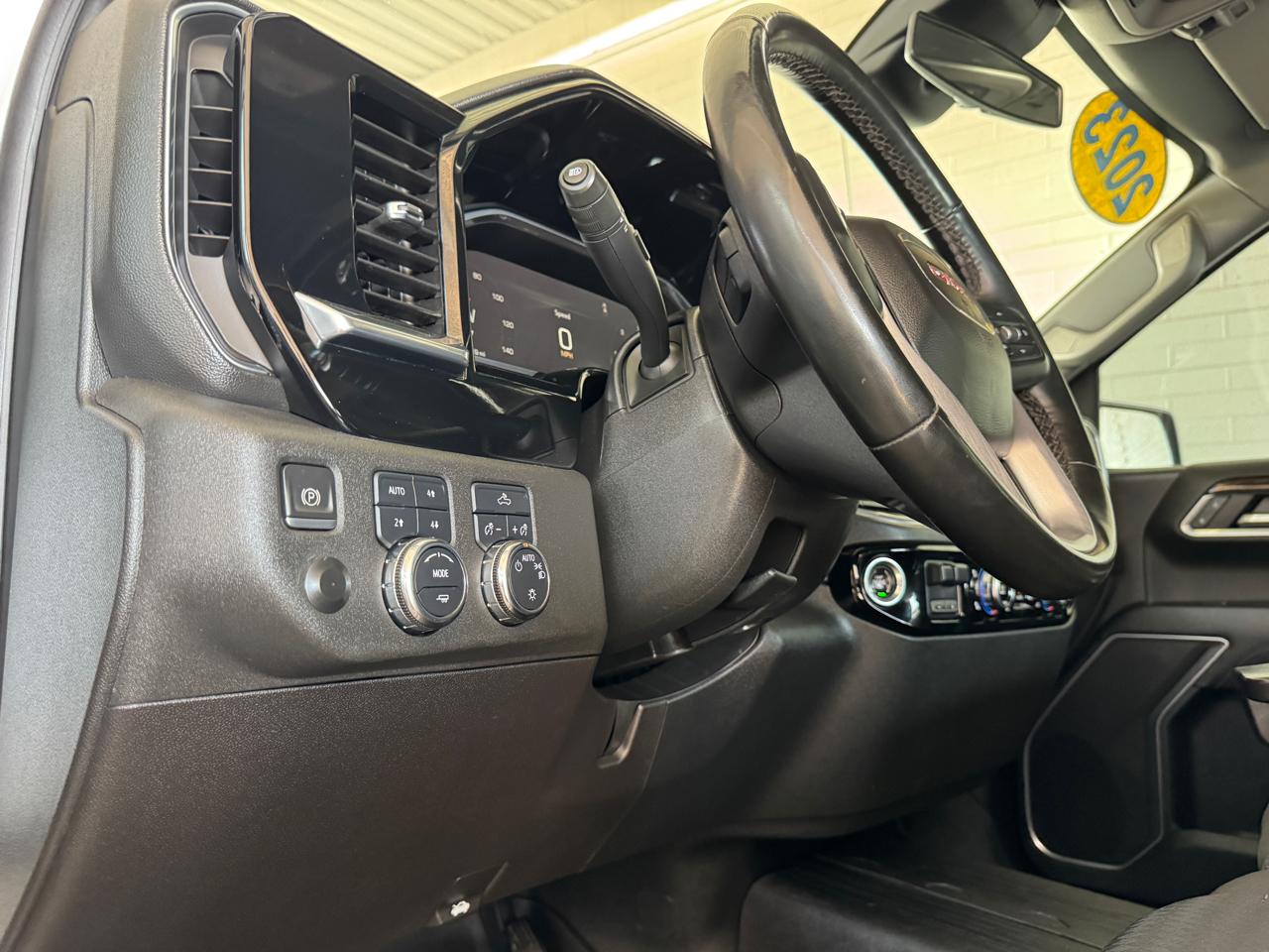 GMC Sierra 1500 4WD Crew Cab 147" SLE 2023