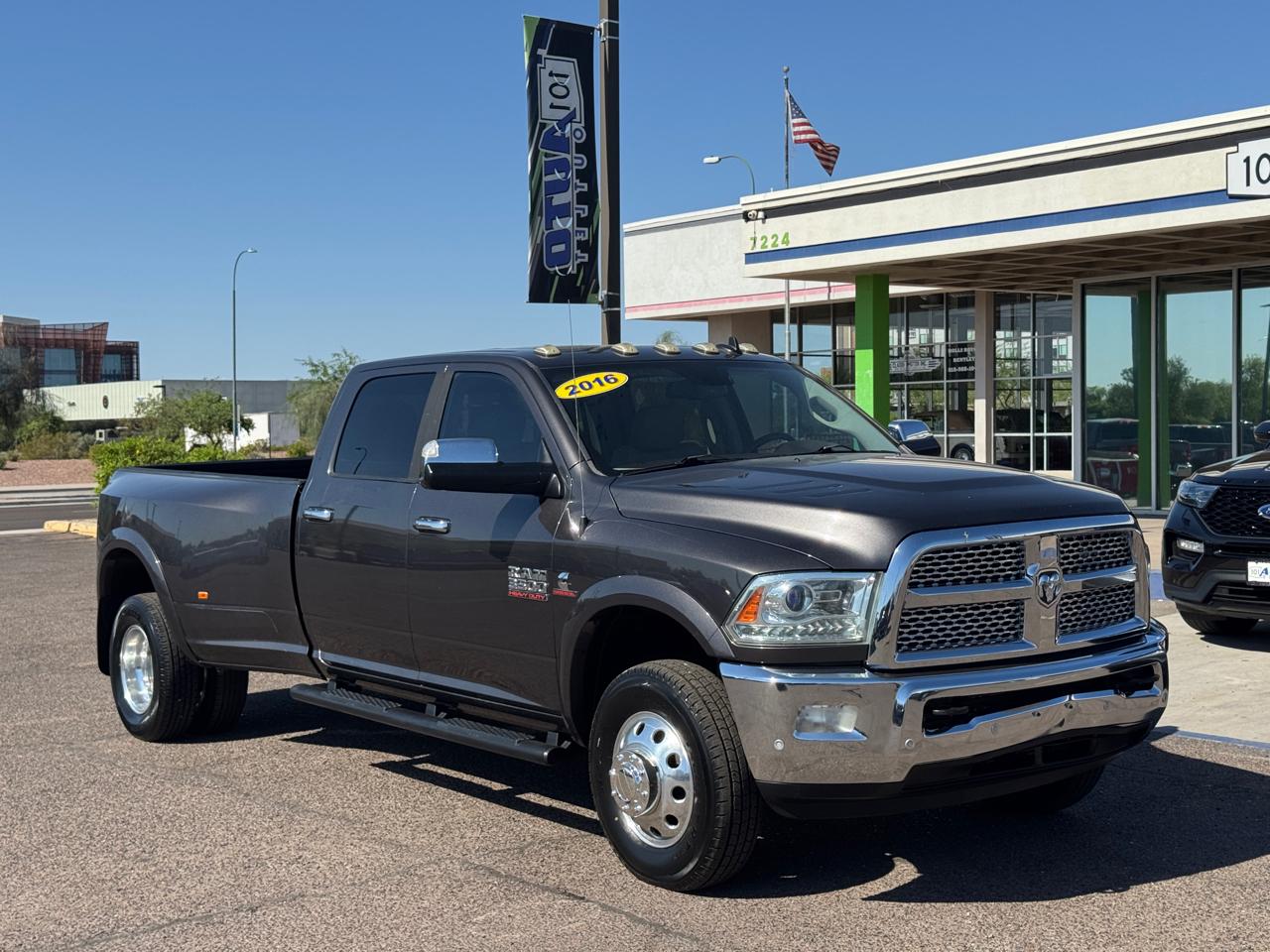 RAM 3500 4WD Crew Cab 169" Laramie 2016