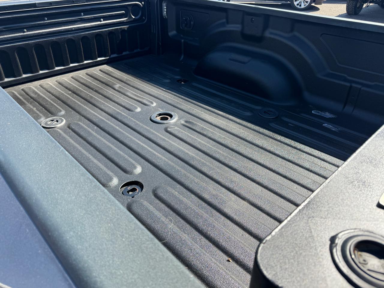 RAM 3500 4WD Crew Cab 169" Laramie 2016