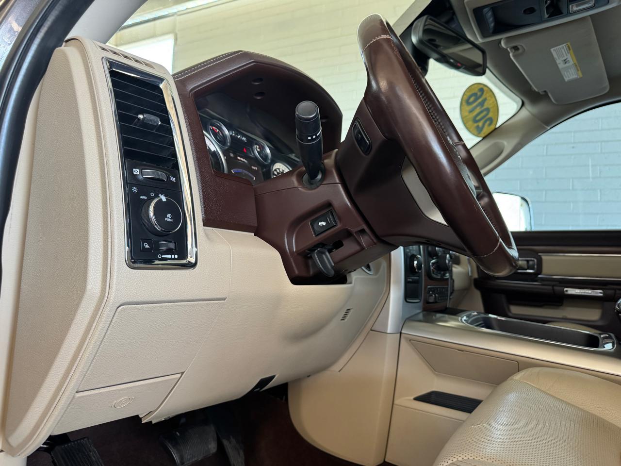 RAM 3500 4WD Crew Cab 169" Laramie 2016