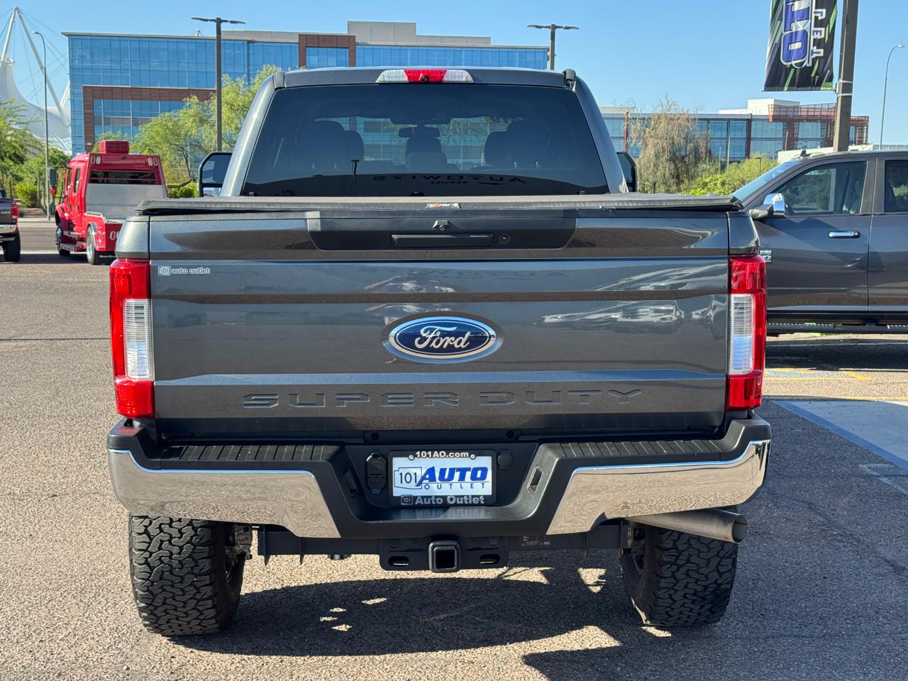Ford Super Duty F-250 SRW 4WD Crew Cab 172" FX4 2019