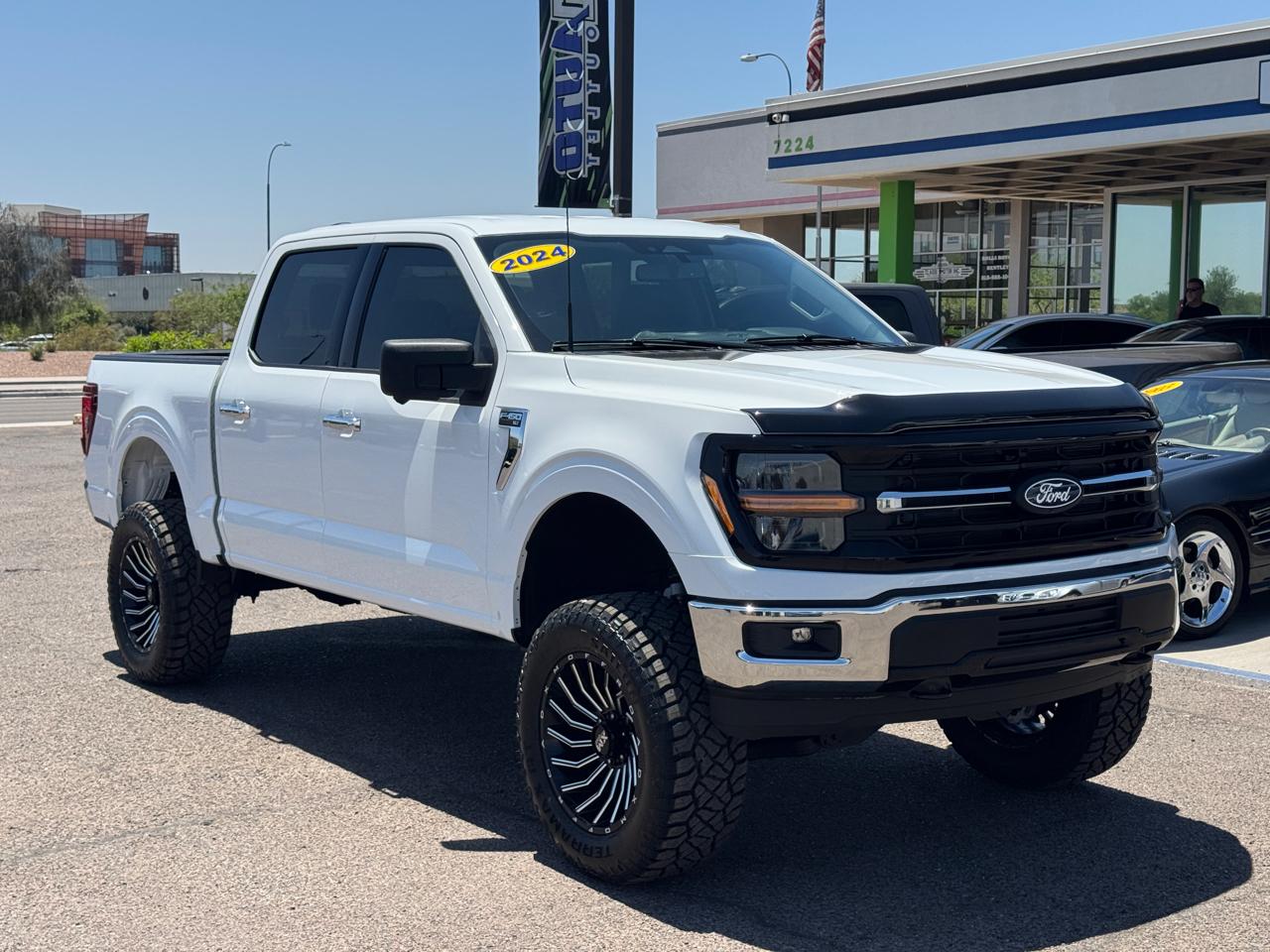 Ford F-150 XLT 4WD SuperCrew 5.5' Box 2024