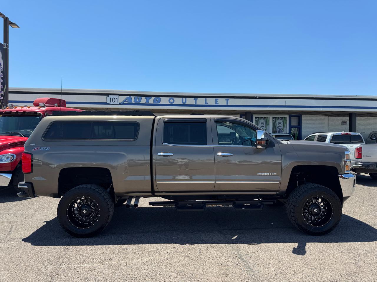Chevrolet Silverado 2500HD Built After Aug 14 4WD Crew Cab 153.7" LTZ 2015