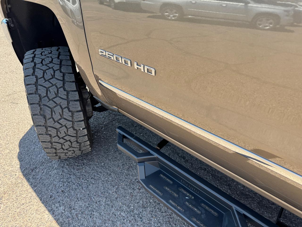 Chevrolet Silverado 2500HD Built After Aug 14 4WD Crew Cab 153.7" LTZ 2015