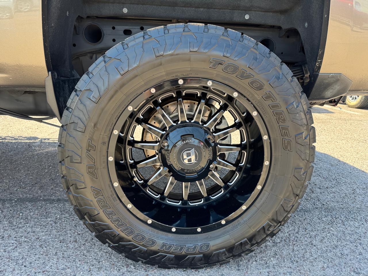 Chevrolet Silverado 2500HD Built After Aug 14 4WD Crew Cab 153.7" LTZ 2015