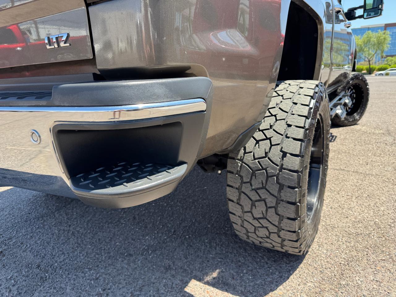 Chevrolet Silverado 2500HD Built After Aug 14 4WD Crew Cab 153.7" LTZ 2015