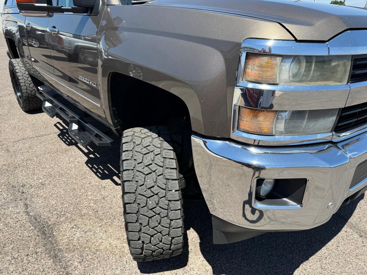 Chevrolet Silverado 2500HD Built After Aug 14 4WD Crew Cab 153.7" LTZ 2015