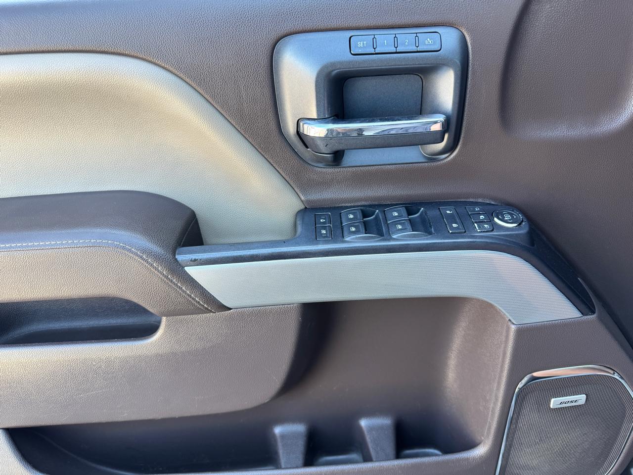 Chevrolet Silverado 2500HD Built After Aug 14 4WD Crew Cab 153.7" LTZ 2015