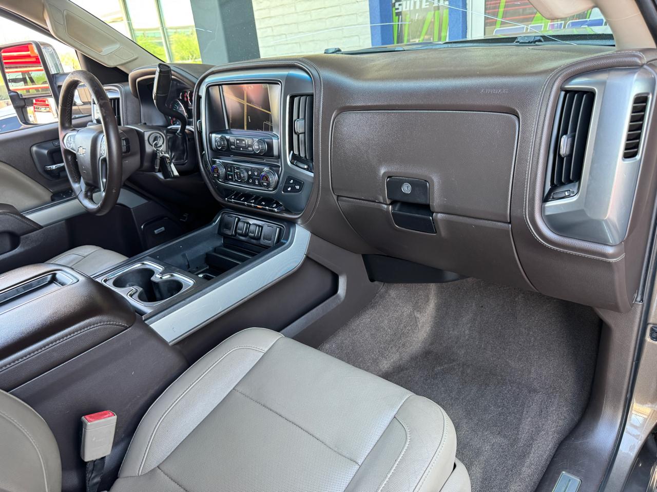 Chevrolet Silverado 2500HD Built After Aug 14 4WD Crew Cab 153.7" LTZ 2015