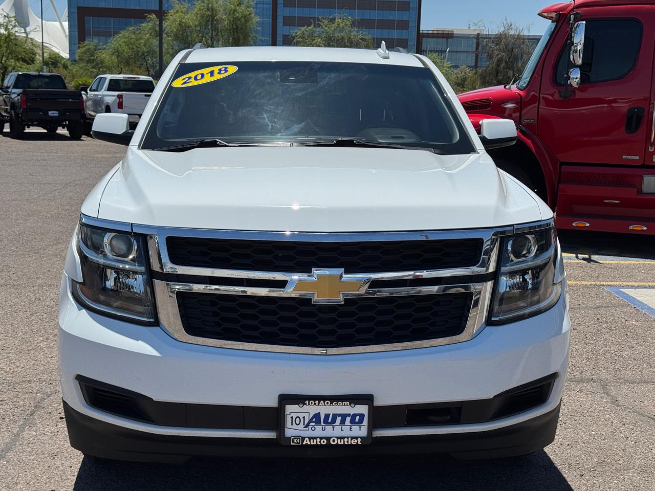 Chevrolet Suburban 4WD 4dr 1500 LT 2018