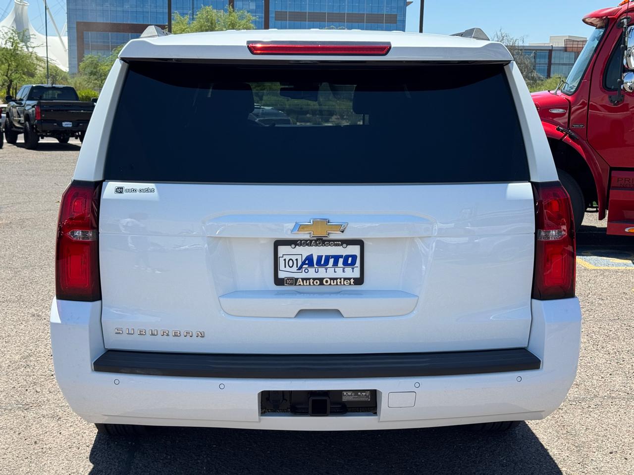 Chevrolet Suburban 4WD 4dr 1500 LT 2018
