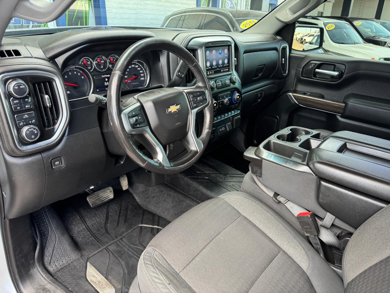 Chevrolet Silverado 1500 4WD Crew Cab 157" LT 2020