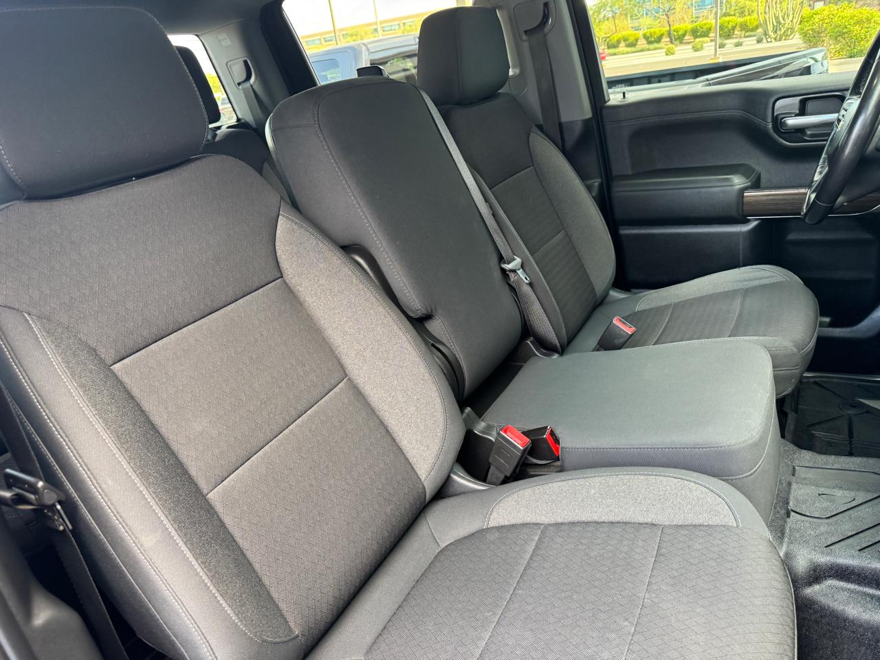 Chevrolet Silverado 1500 4WD Crew Cab 157" LT 2020