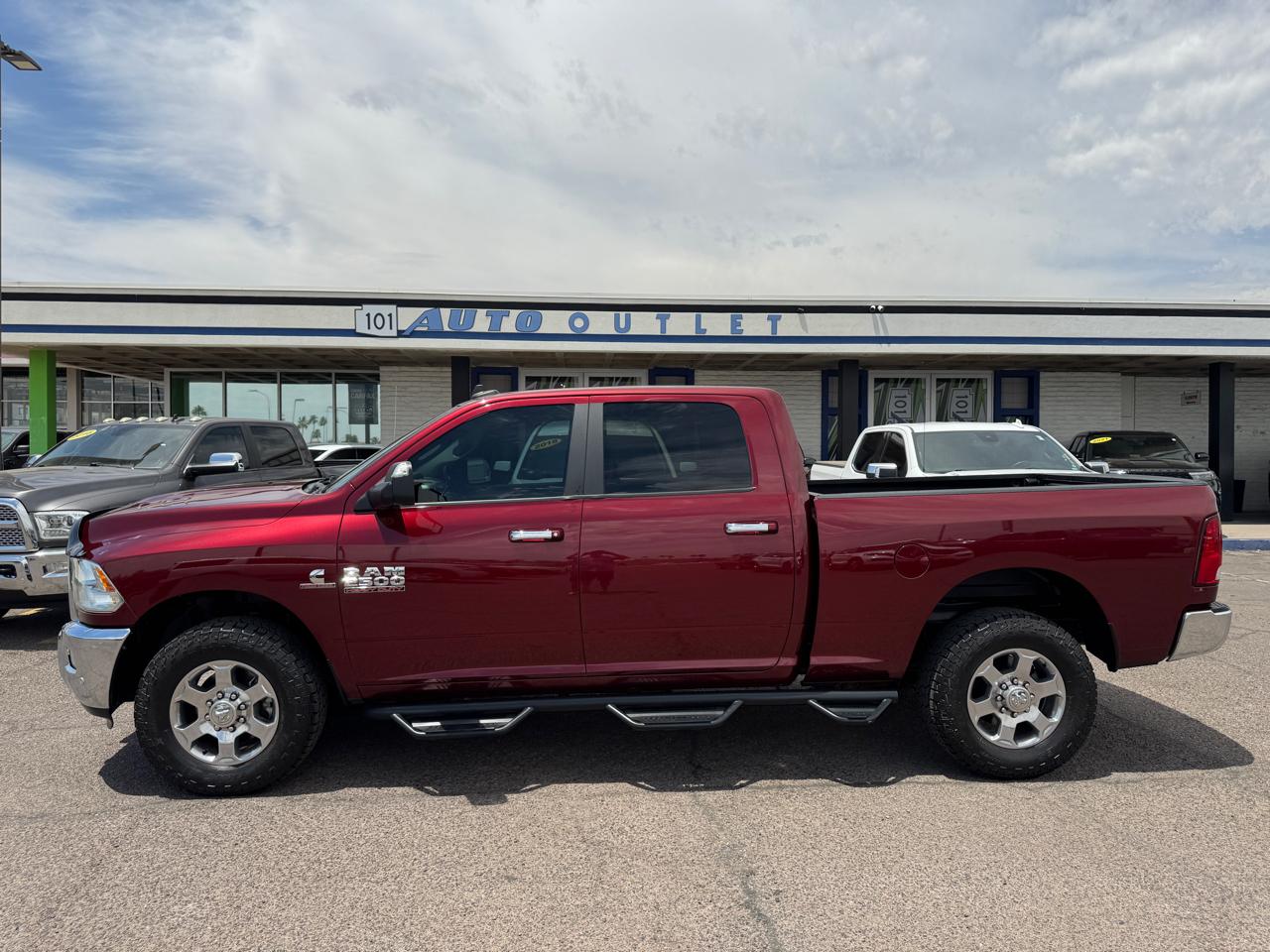 RAM 2500 Big Horn 4x2 Crew Cab 6'4" Box 2018