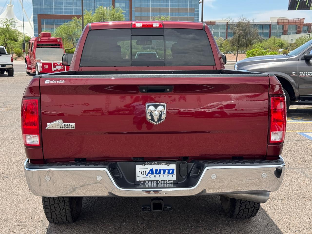 RAM 2500 Big Horn 4x2 Crew Cab 6'4" Box 2018