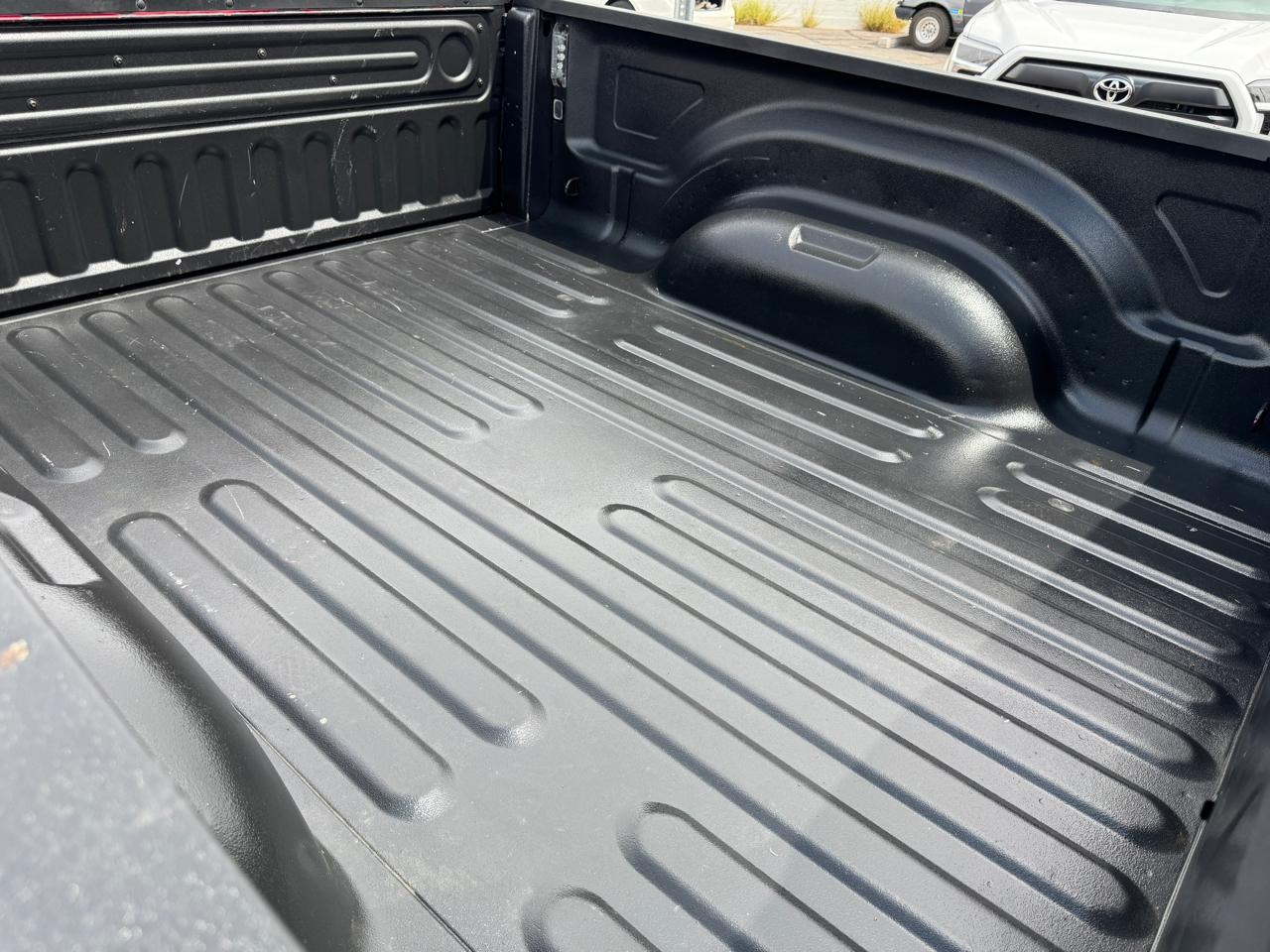 RAM 2500 Big Horn 4x2 Crew Cab 6'4" Box 2018
