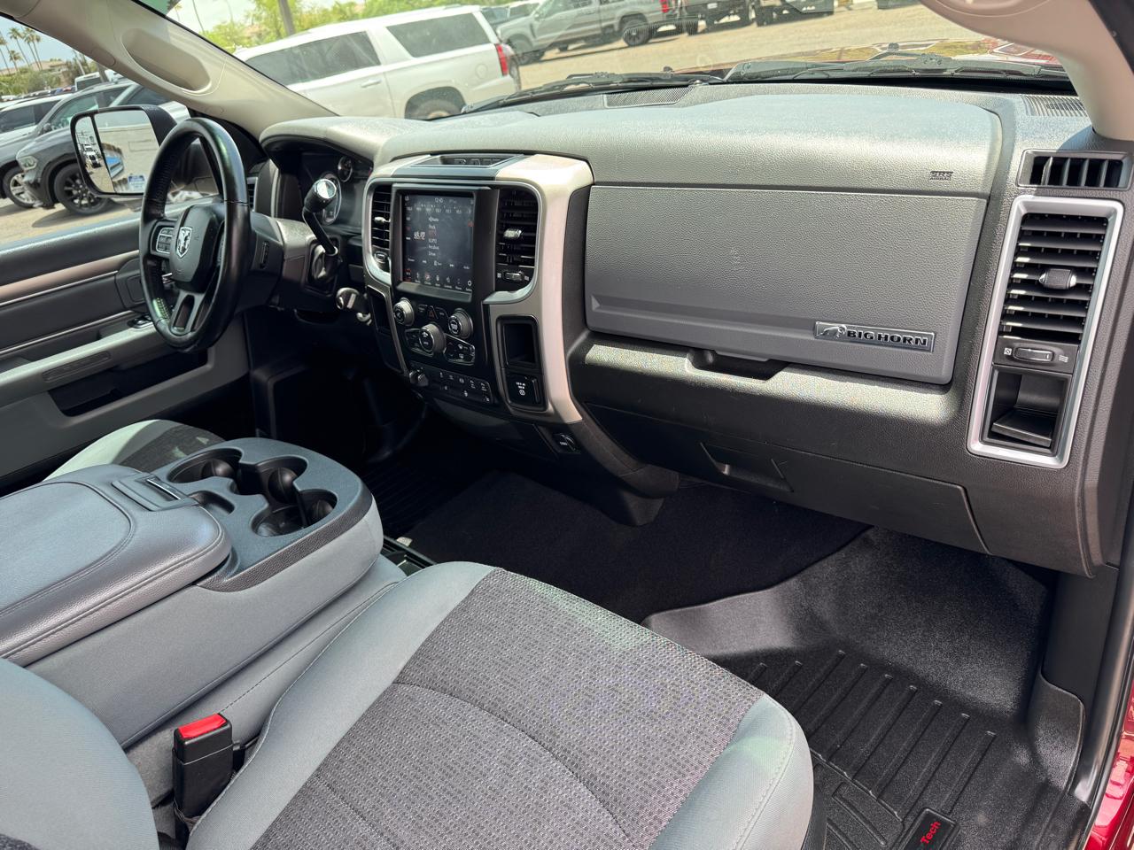 RAM 2500 Big Horn 4x2 Crew Cab 6'4" Box 2018