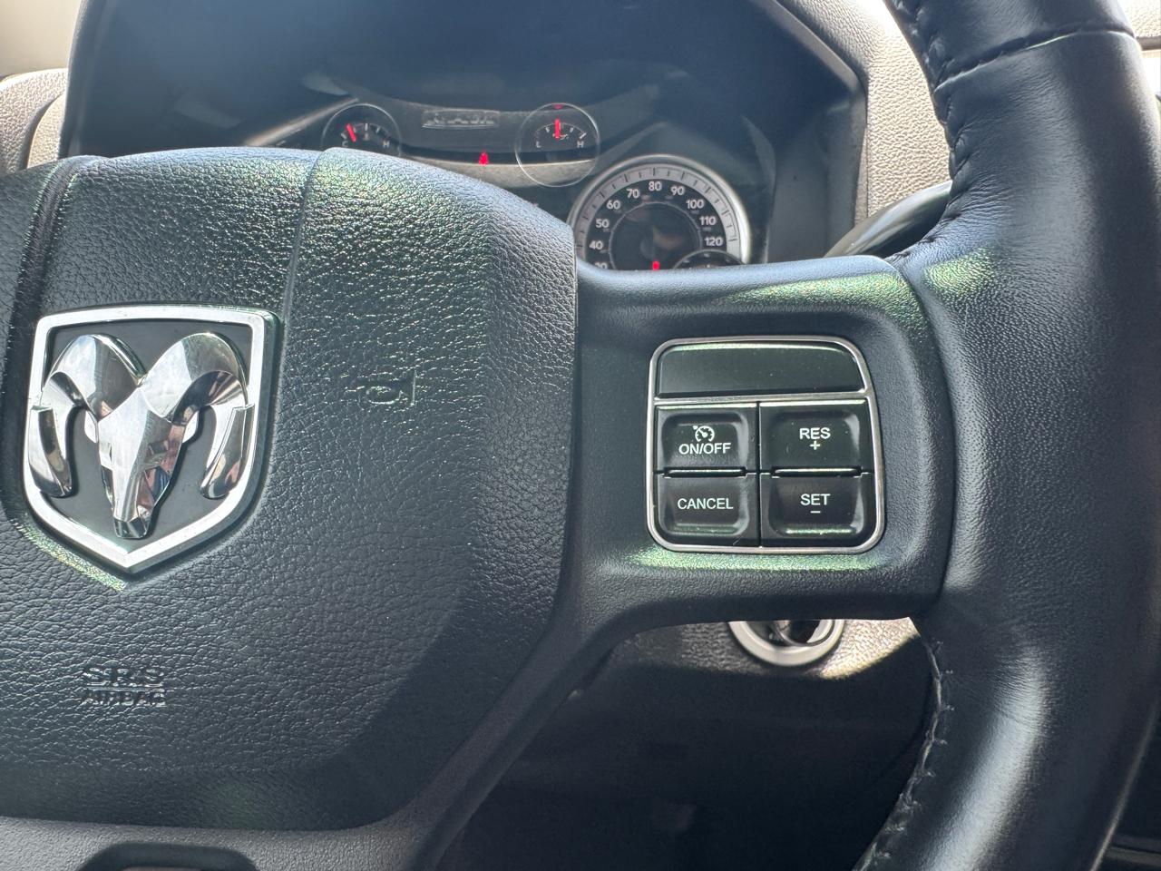 RAM 2500 Big Horn 4x2 Crew Cab 6'4" Box 2018