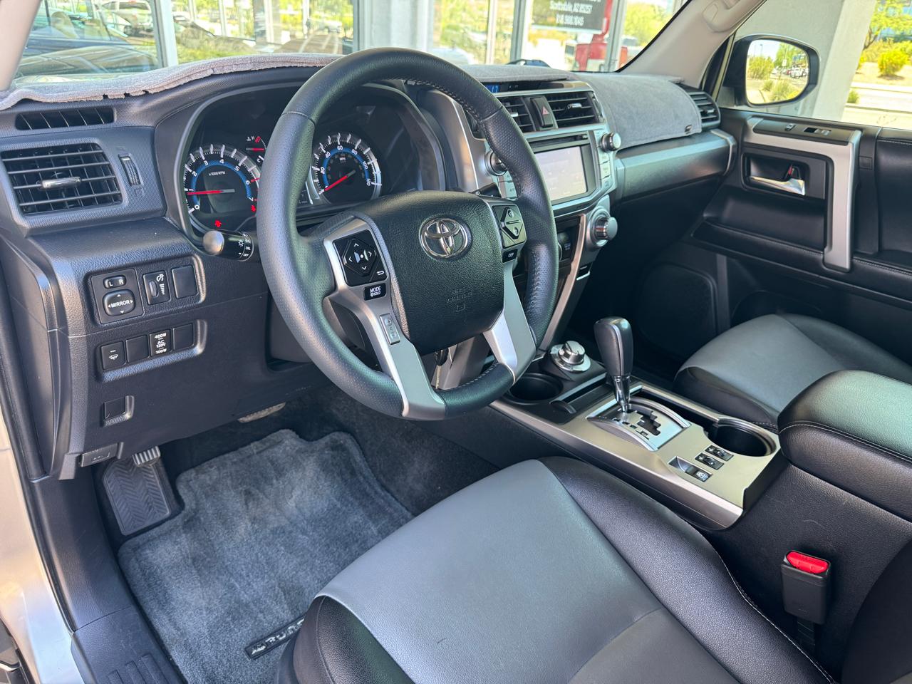 Toyota 4Runner SR5 4WD (Natl) 2018