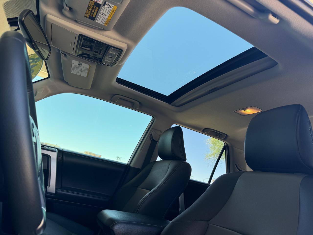 Toyota 4Runner SR5 4WD (Natl) 2018