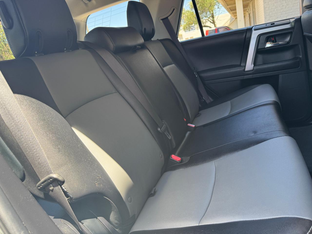 Toyota 4Runner SR5 4WD (Natl) 2018