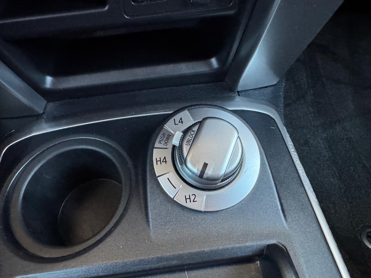 Toyota 4Runner SR5 4WD (Natl) 2018