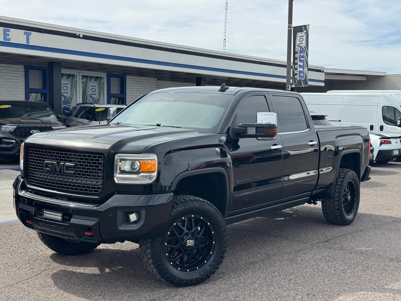 GMC Sierra 2500HD 4WD Crew Cab 153.7" Denali 2016