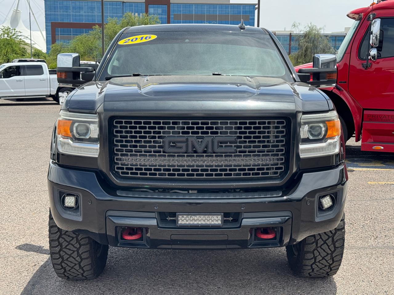 GMC Sierra 2500HD 4WD Crew Cab 153.7" Denali 2016