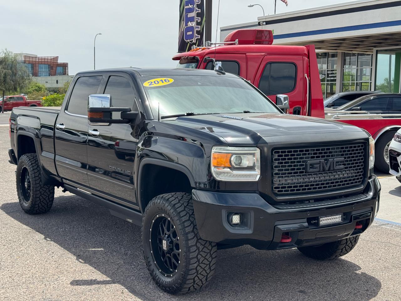 GMC Sierra 2500HD 4WD Crew Cab 153.7" Denali 2016