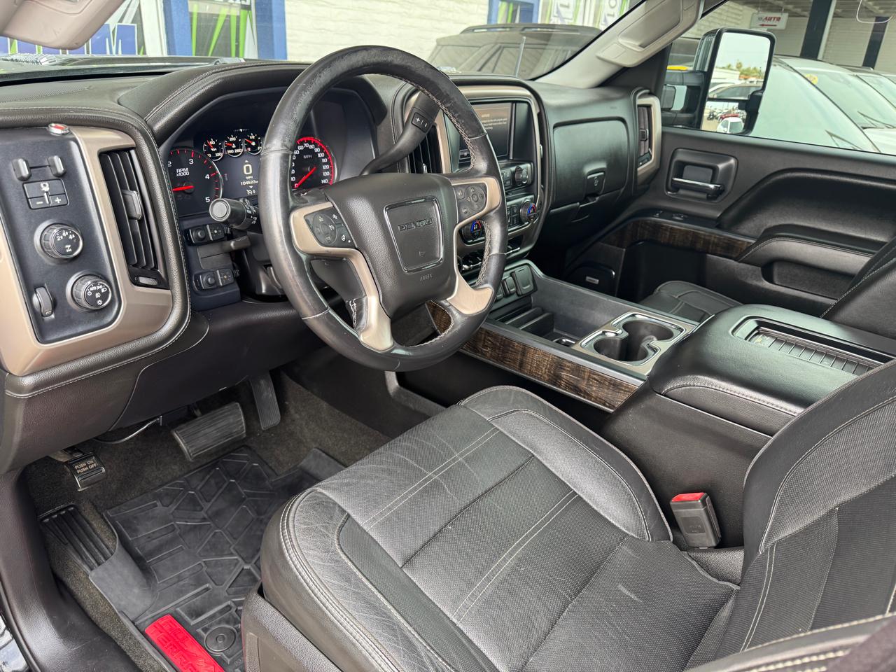 GMC Sierra 2500HD 4WD Crew Cab 153.7" Denali 2016