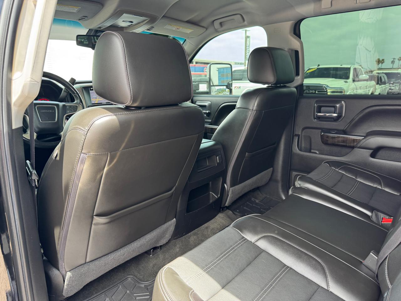 GMC Sierra 2500HD 4WD Crew Cab 153.7" Denali 2016