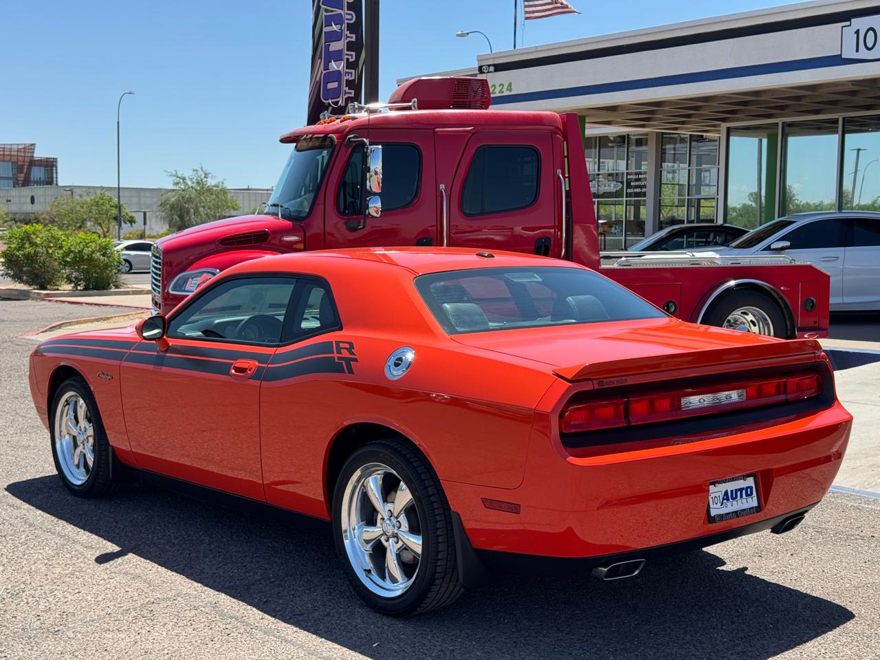 Dodge Challenger 2dr Cpe R/T Classic 2010