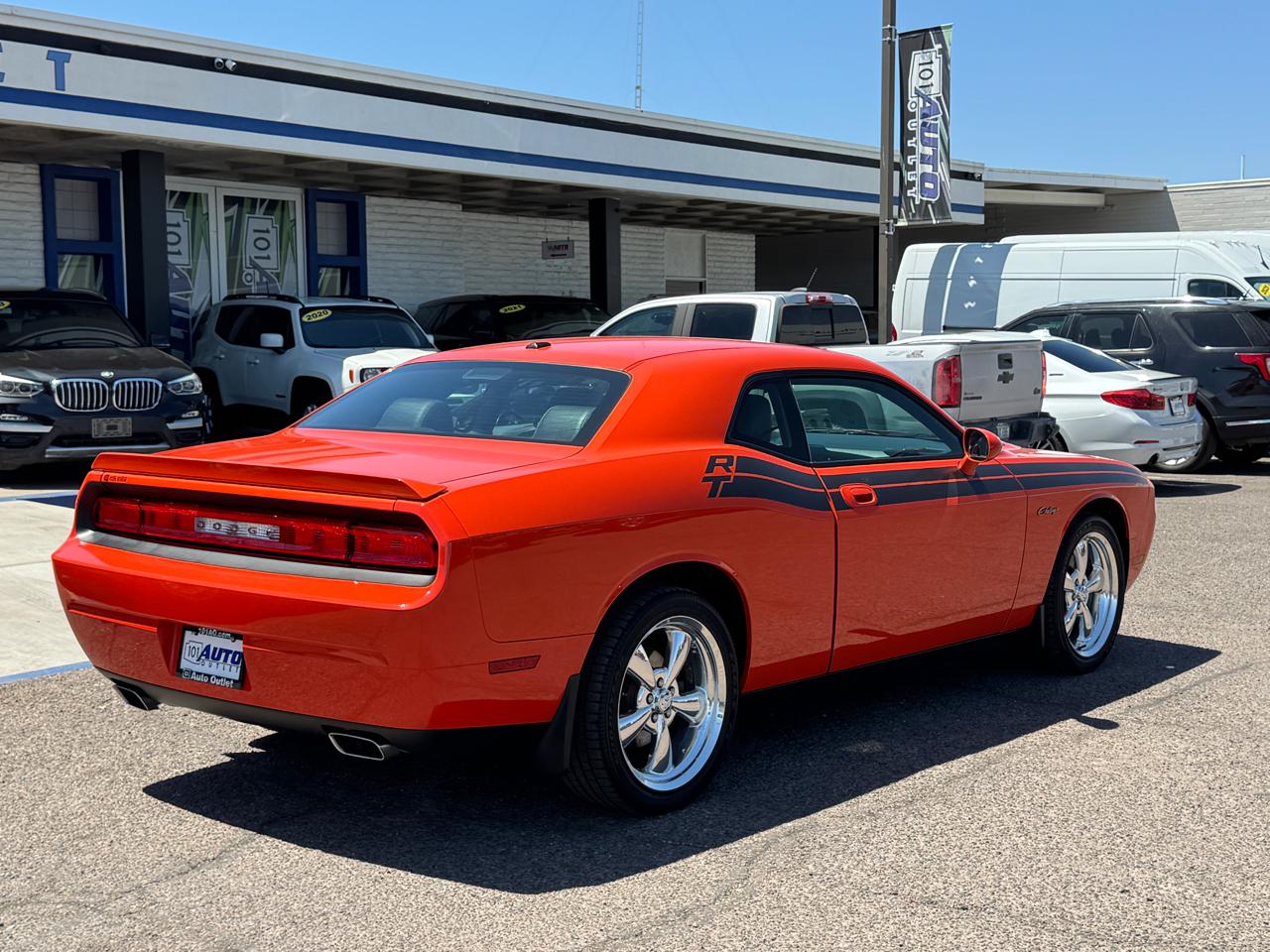 Dodge Challenger 2dr Cpe R/T Classic 2010
