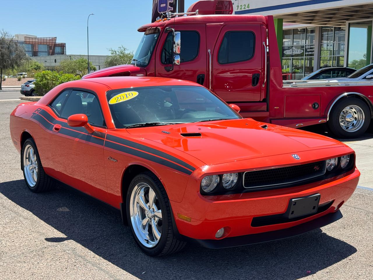 Dodge Challenger 2dr Cpe R/T Classic 2010