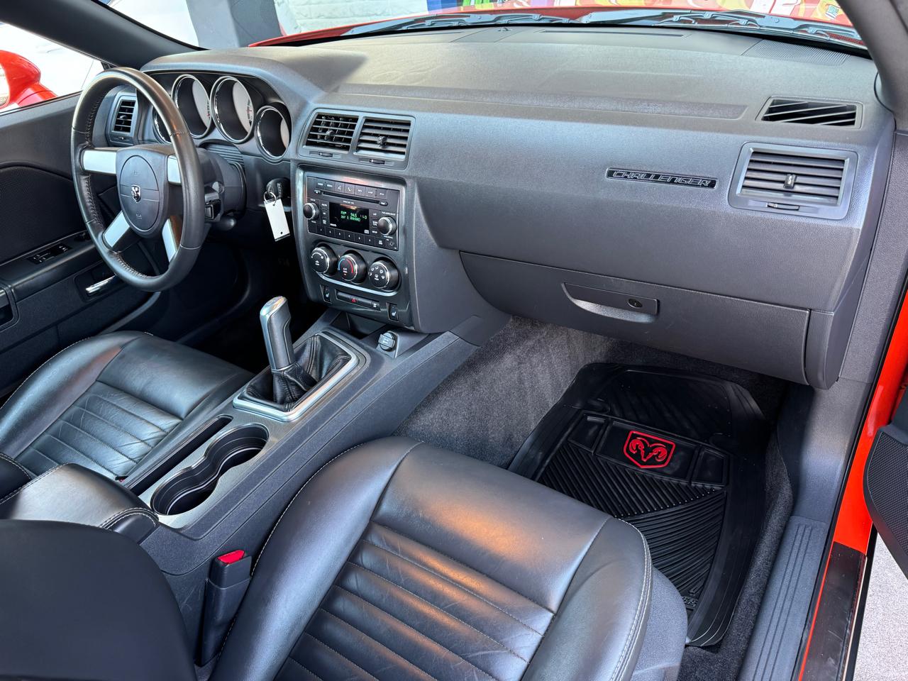 Dodge Challenger 2dr Cpe R/T Classic 2010