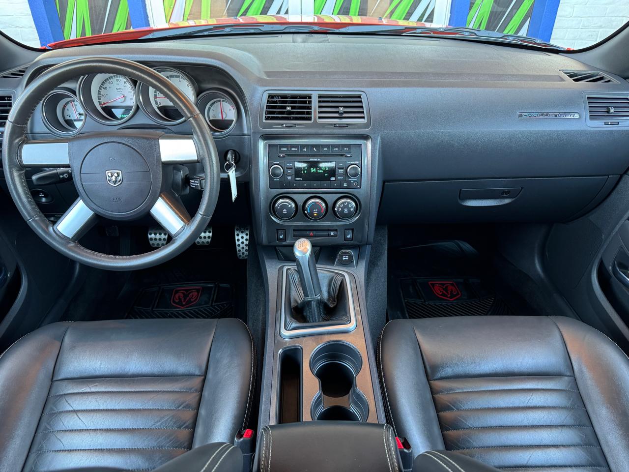 Dodge Challenger 2dr Cpe R/T Classic 2010