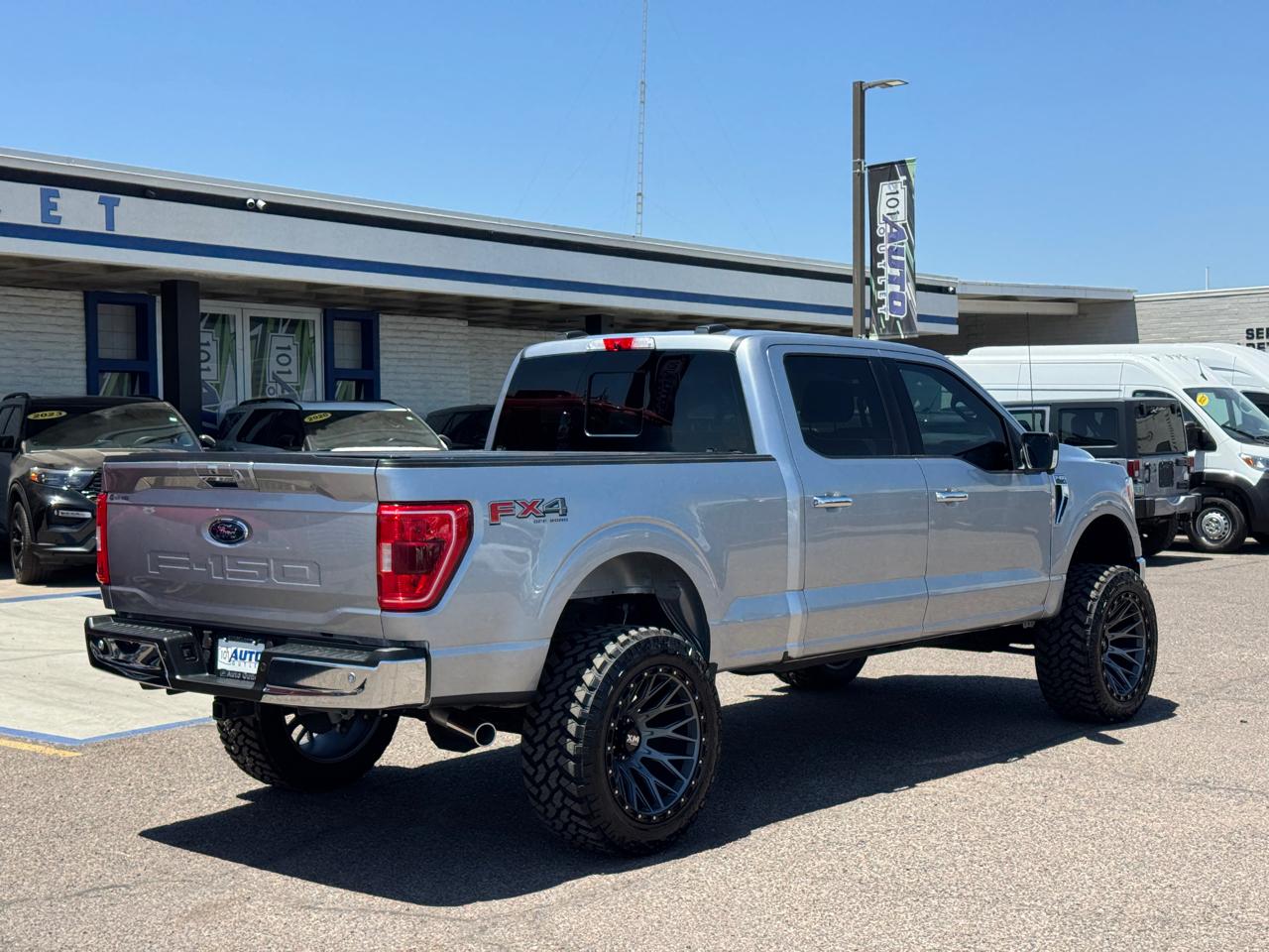 Ford F-150 XLT 4WD SuperCrew 5.5' Box 2022