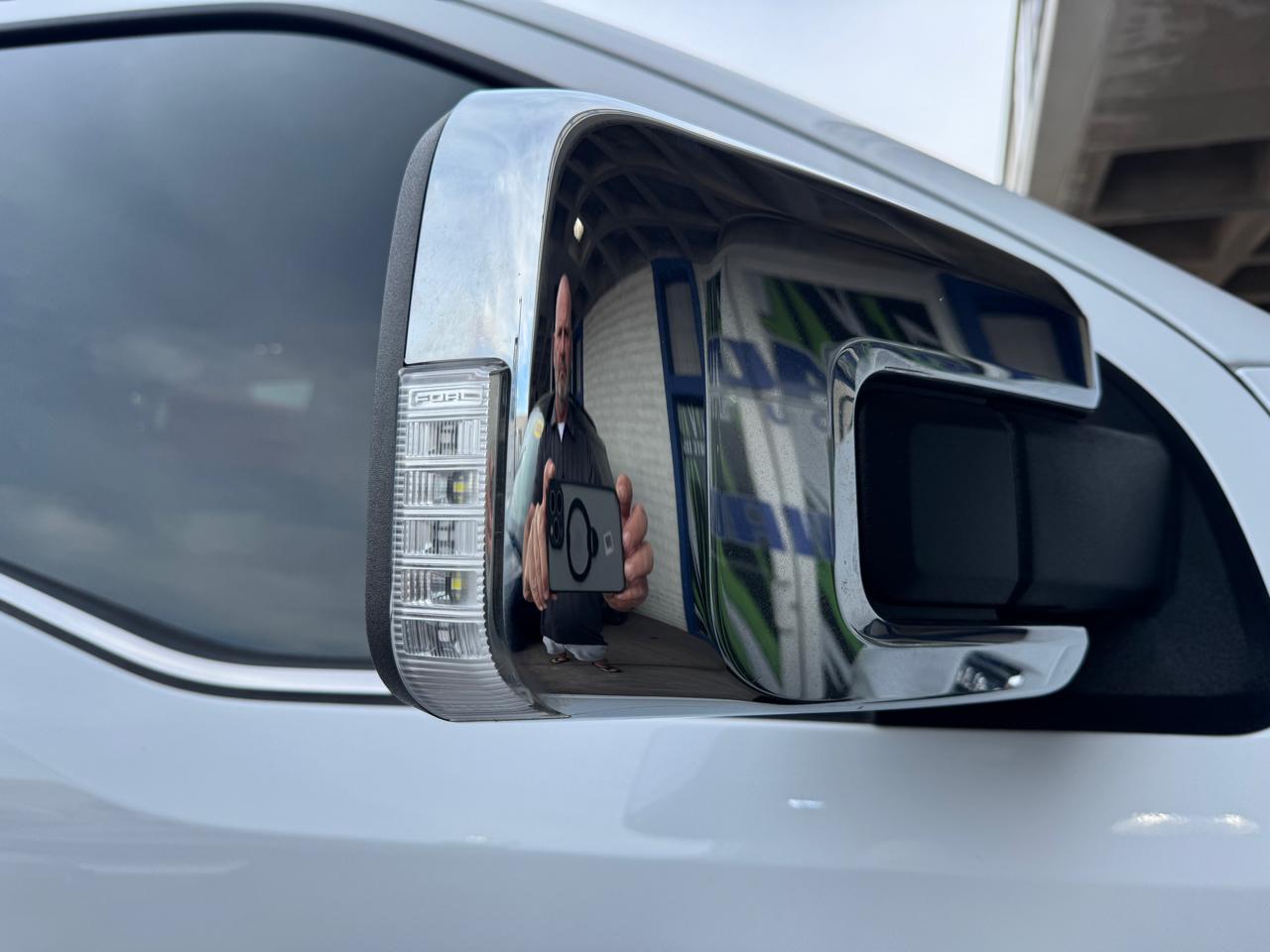 Ford F-150 Lariat SuperCrew 5.5-ft. Bed 4WD 2023