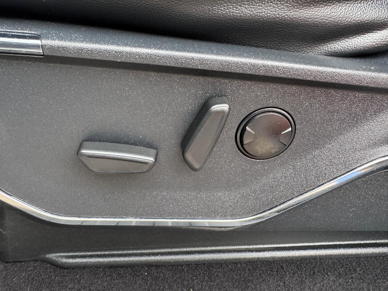 Ford F-150 Lariat SuperCrew 5.5-ft. Bed 4WD 2023