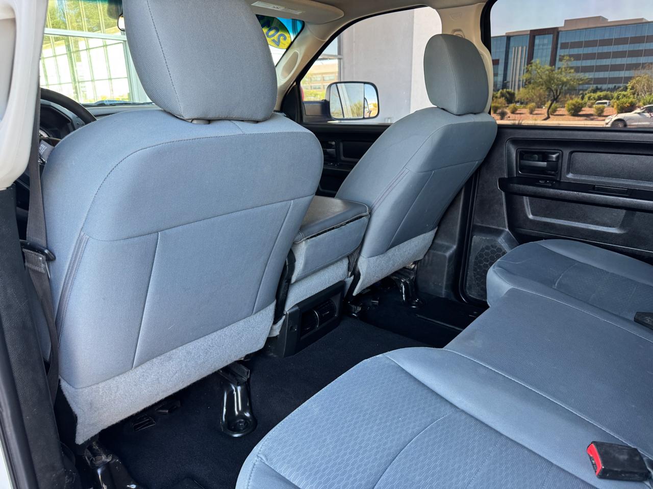RAM 3500 Tradesman 4x4 Crew Cab 8' Box 2018