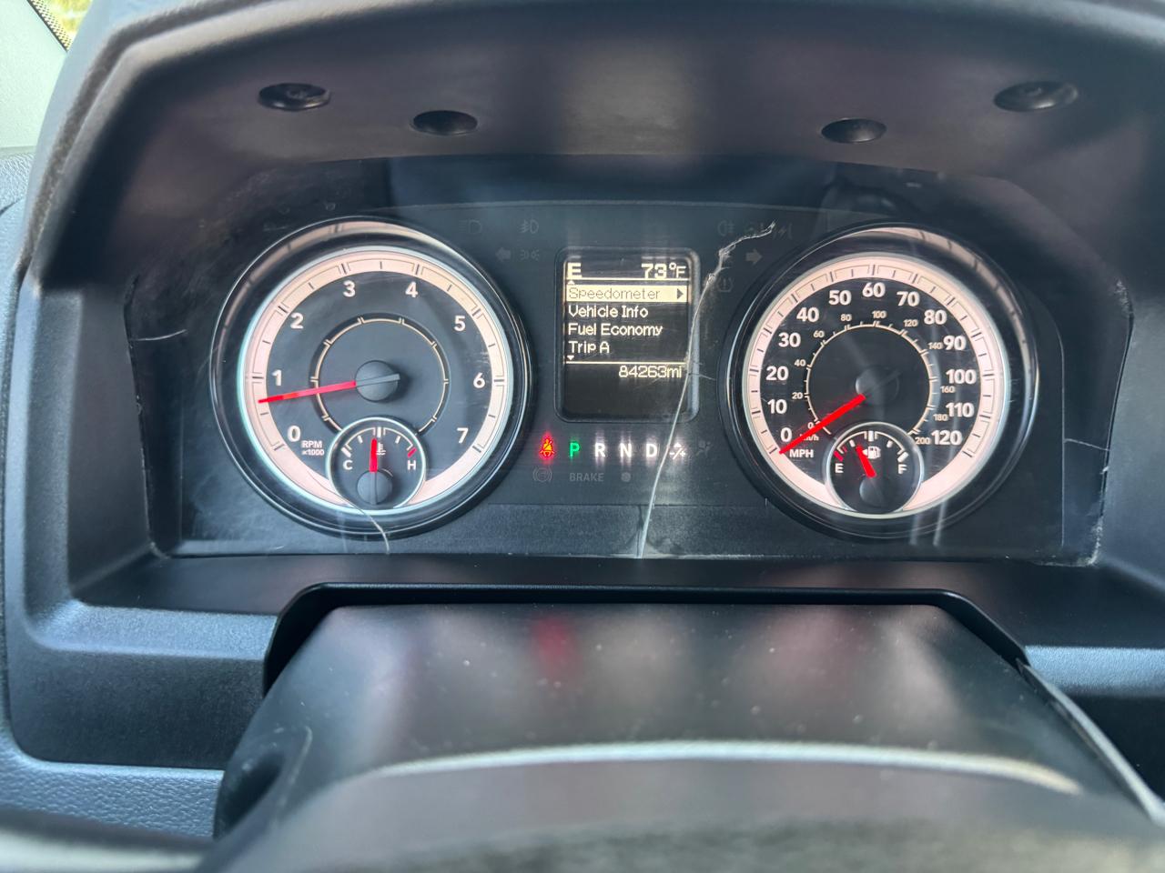 RAM 3500 Tradesman 4x4 Crew Cab 8' Box 2018